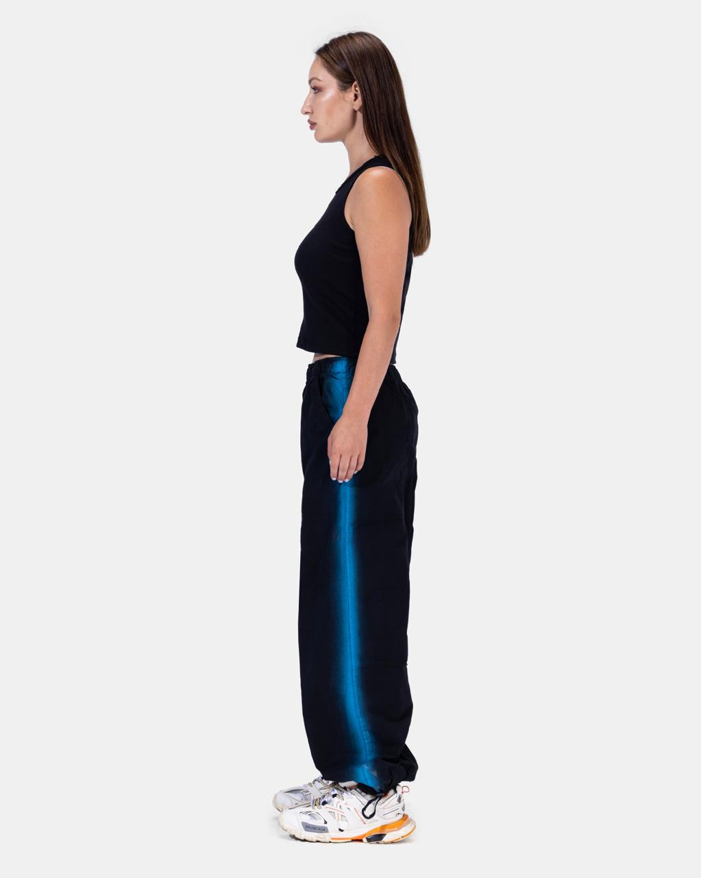 PARACHUTE PANTS IN BLACK "with blue lines"