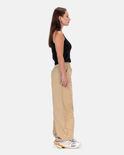 PARACHUTE PANTS IN BEIGE